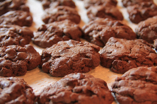 Chocolate Lovers Mix:  Fudgy Brownies/Double Chocolate Chip Cookies